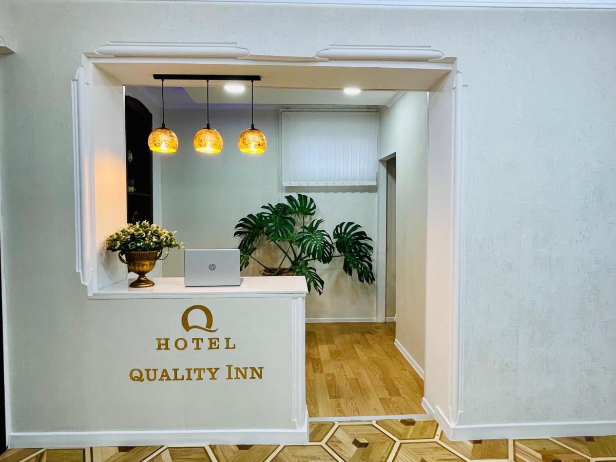 Quality Inn ティビリシ エクステリア 写真