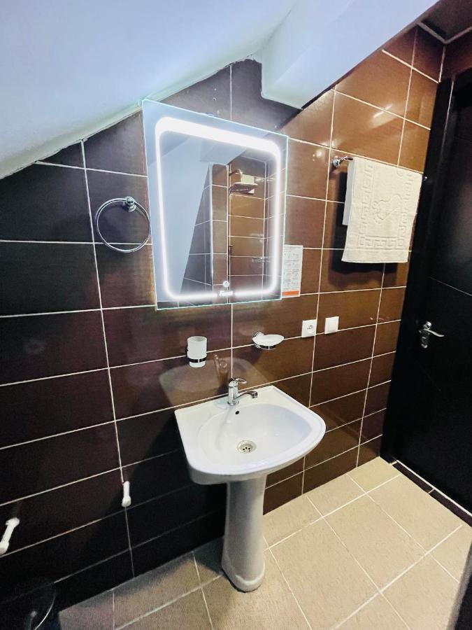 Quality Inn ティビリシ エクステリア 写真