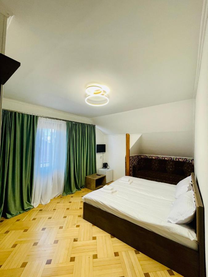 Quality Inn ティビリシ エクステリア 写真