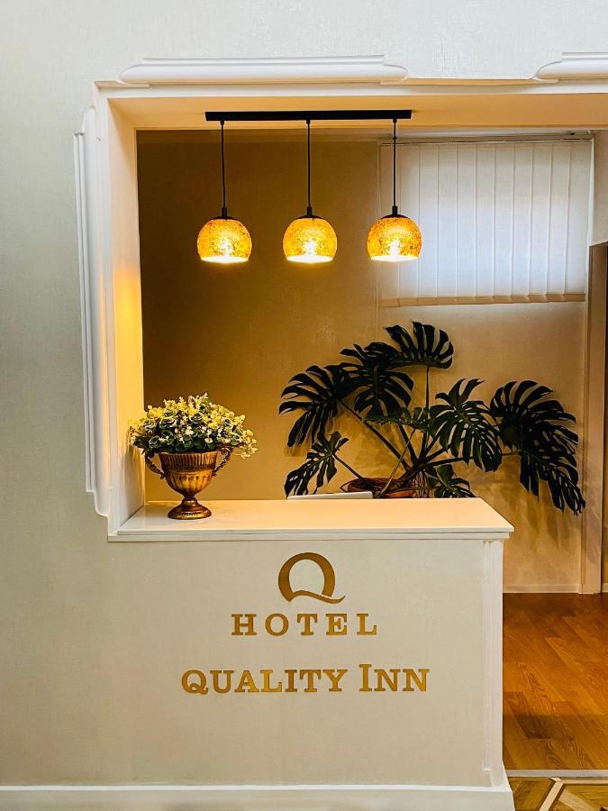 Quality Inn ティビリシ エクステリア 写真